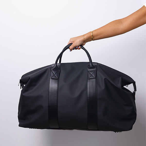 LARGE BLACK DUFFLE BAG - 79x26.5x36cm - 79x26.5x36cm حقيبة كتف سوداء كبيرة