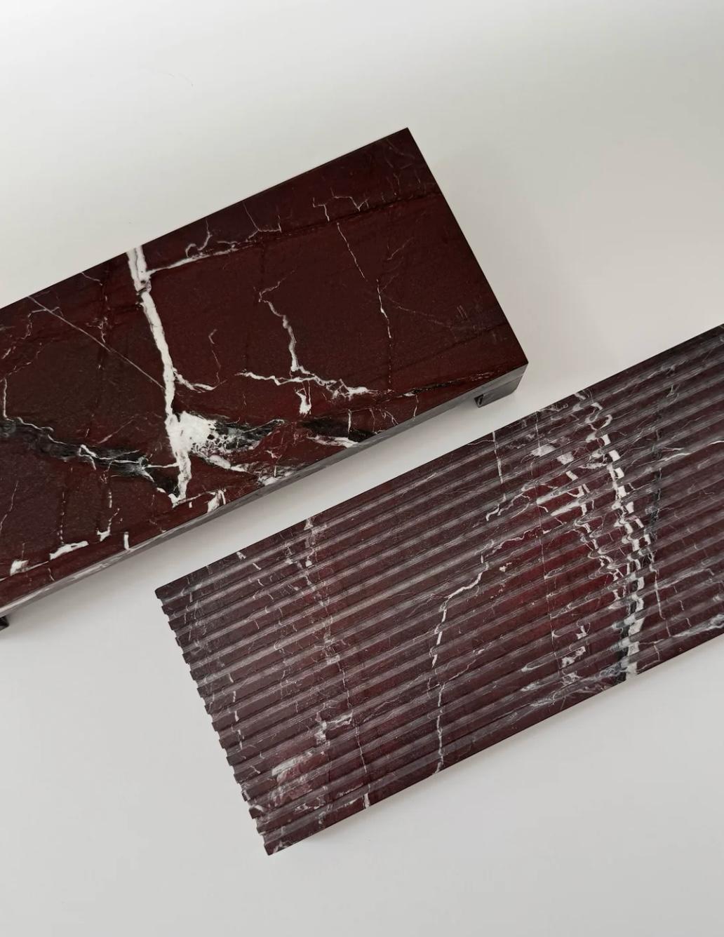 TEXTURED-MAROON MARBLE SET , 13CM X 30CM - طقم رخام مزخرف كستنائي مقاس 13 سم × 30 سم