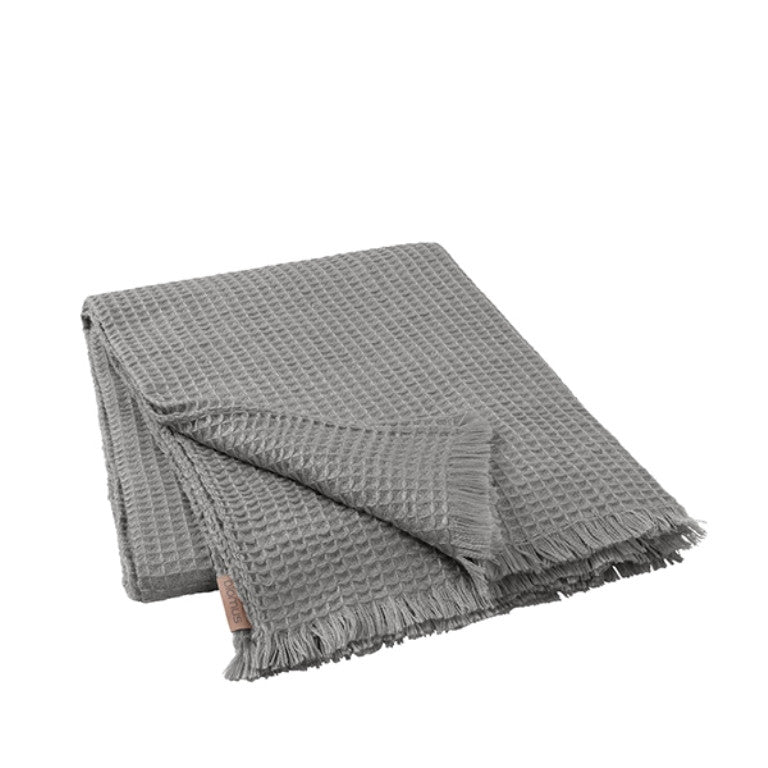 TOLA Blanket , Pewter Color - TOLA بطانية , لون رمادي داكن